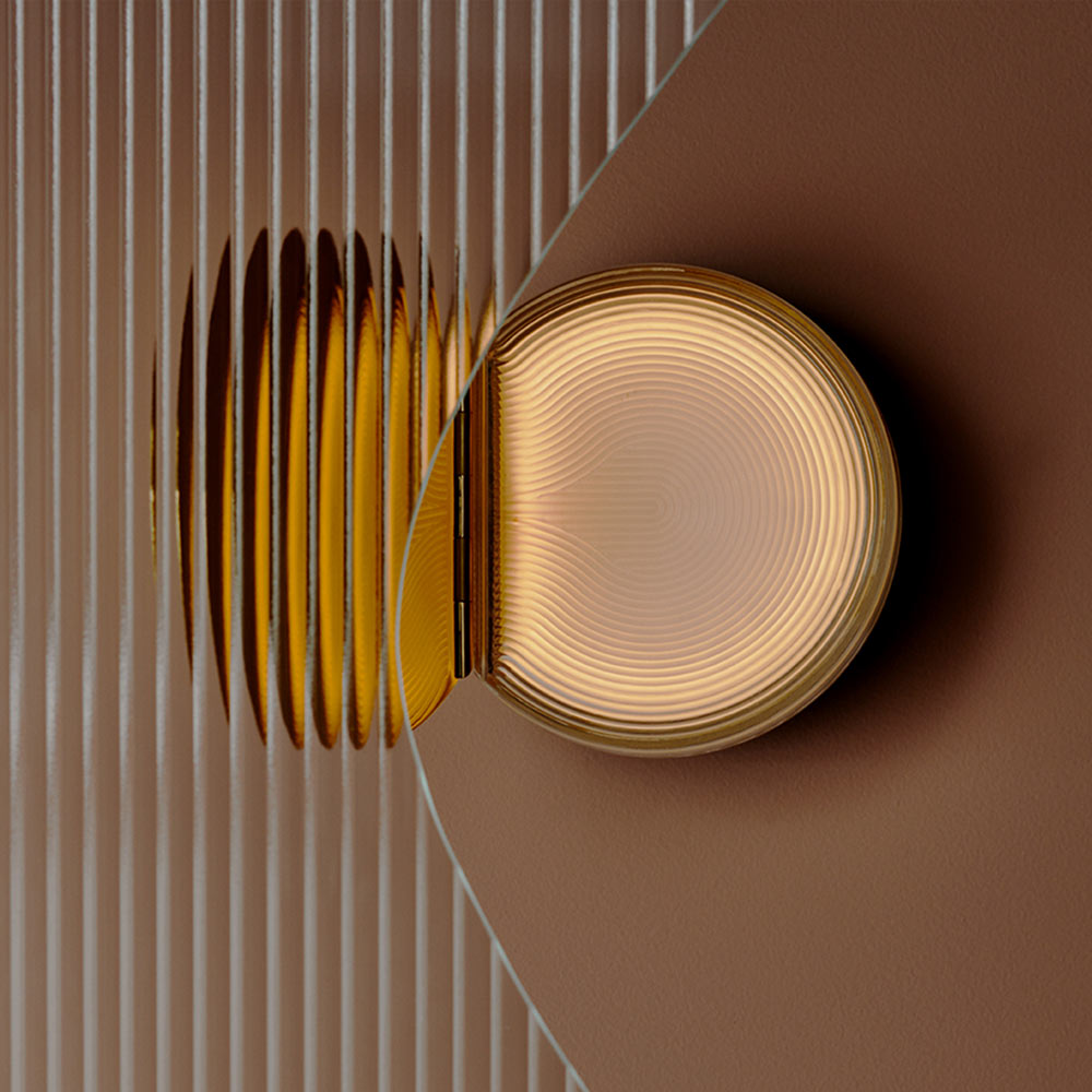 Poudrier LED Wall Light in Detail.