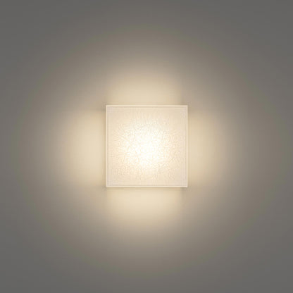 Moxee LED Wall Light in Detail.