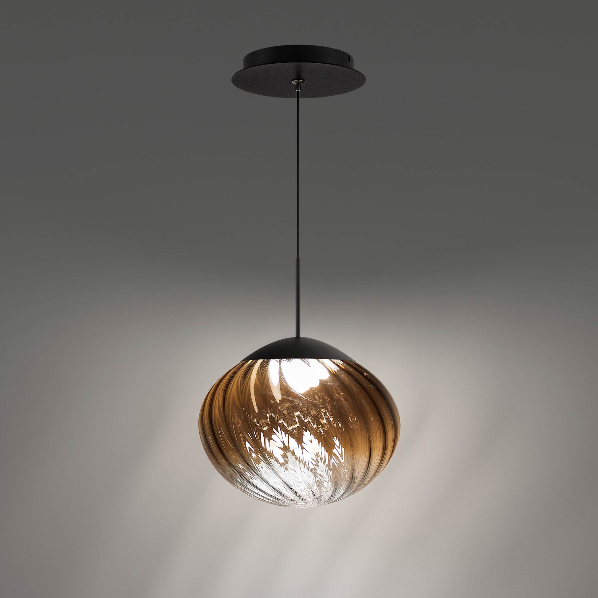 Swayzey LED Pendant Light in Detail.