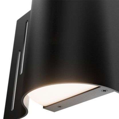 Swivet Outdoor LED Wall Light in Detail.