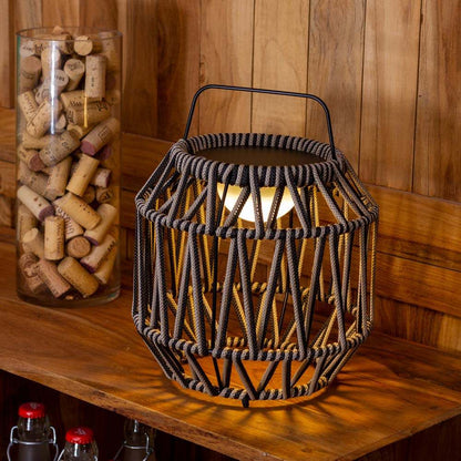 Bauma Outdoor LED Rechargeable Table Lamp in Detail.