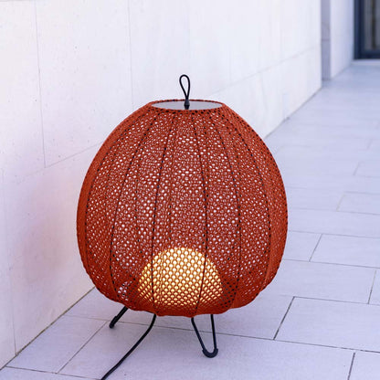 Cala Outdoor LED Floor Lamp in Detail.