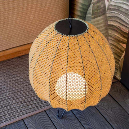 Cala Outdoor LED Floor Lamp in Detail.