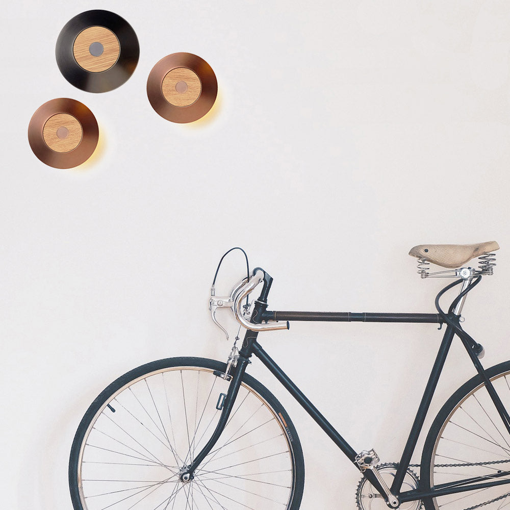 Erol LED Wall Light in Detail.