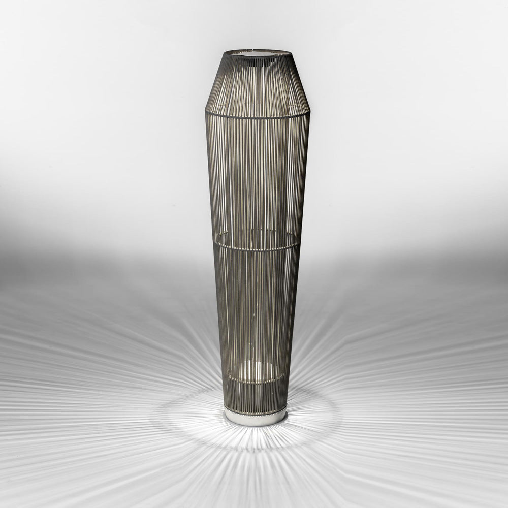 Koord Outdoor LED Floor Lamp in Detail.