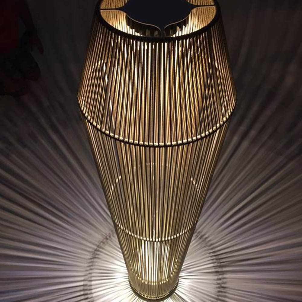 Koord Outdoor LED Floor Lamp in Detail.
