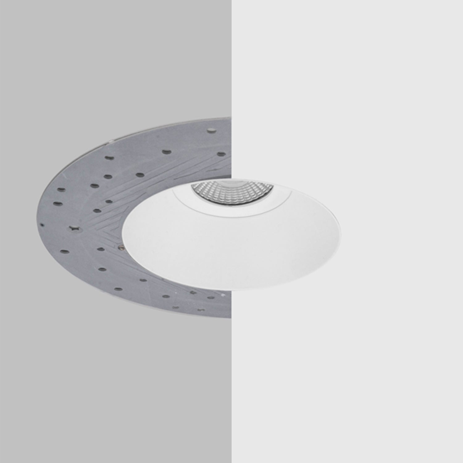 Pex™ 4" Round Trimless Smooth Reflector Trim in Detail.