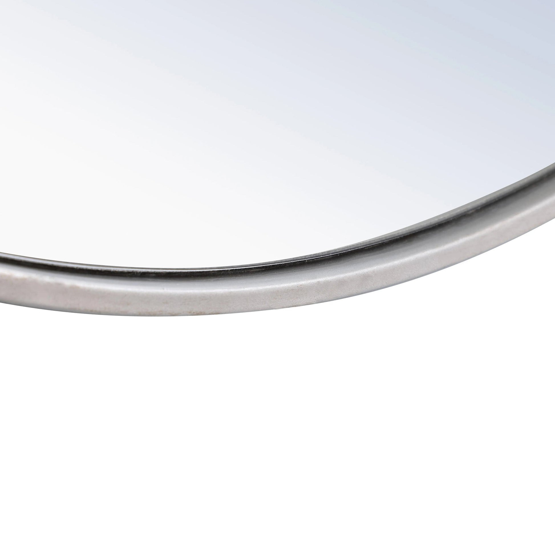 Elegant Round Framed Mirror in Detail.