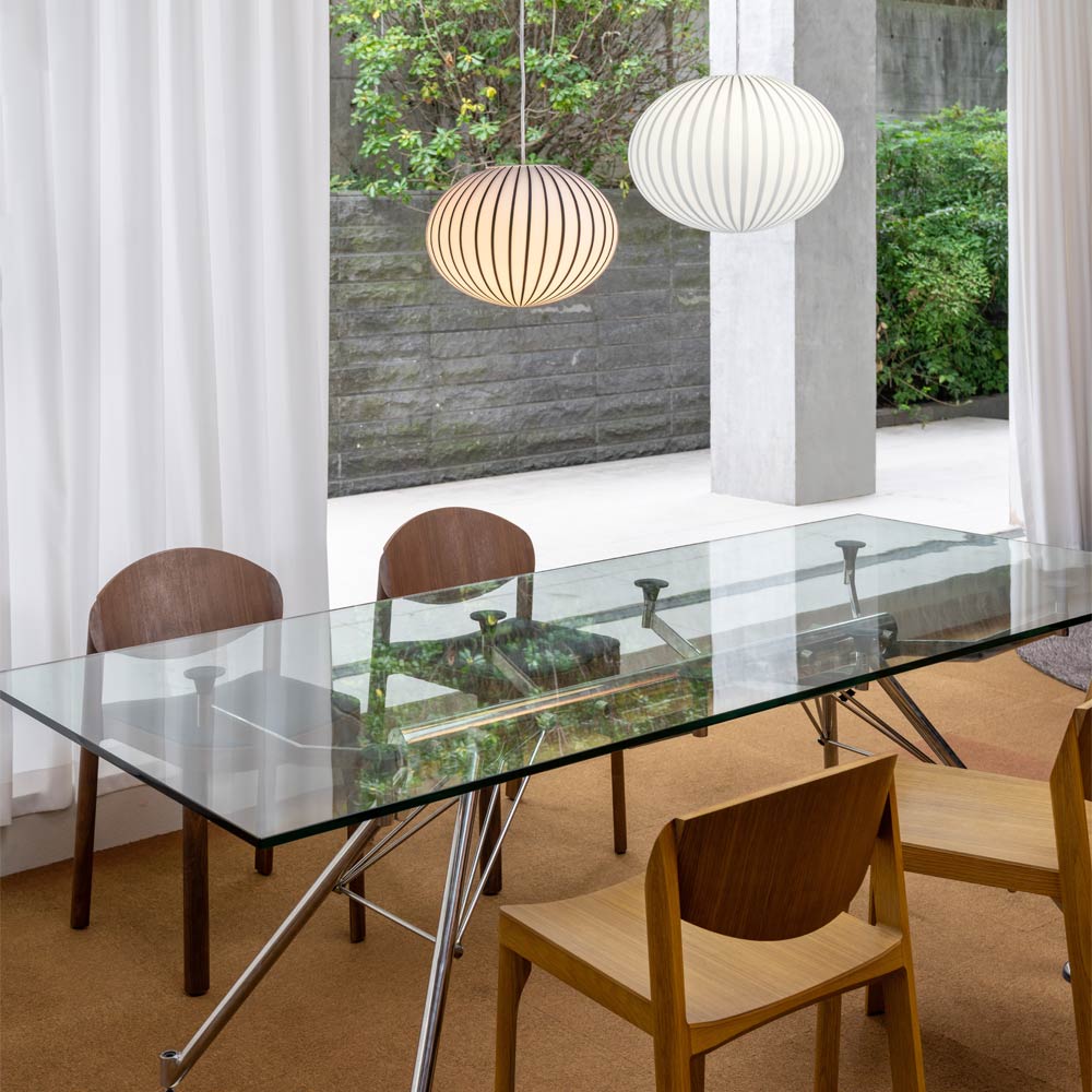 Filigrana Ellipse Pendant Light in dining room.