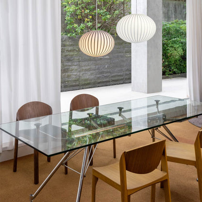 Filigrana Ellipse Pendant Light in dining room.