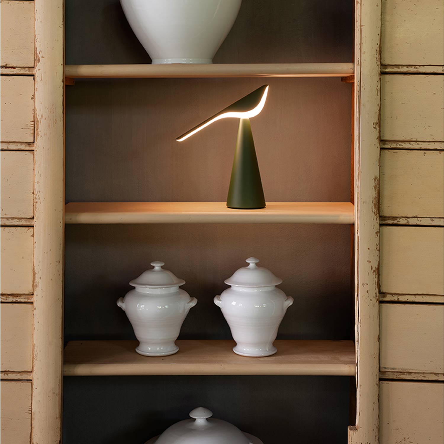 Tiki LED Rechargeable Table Lamp in Detail.