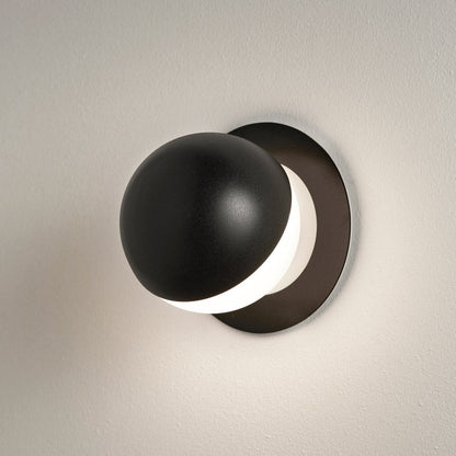 Alfi 3740A1R Recessed Wall Light in Detail.
