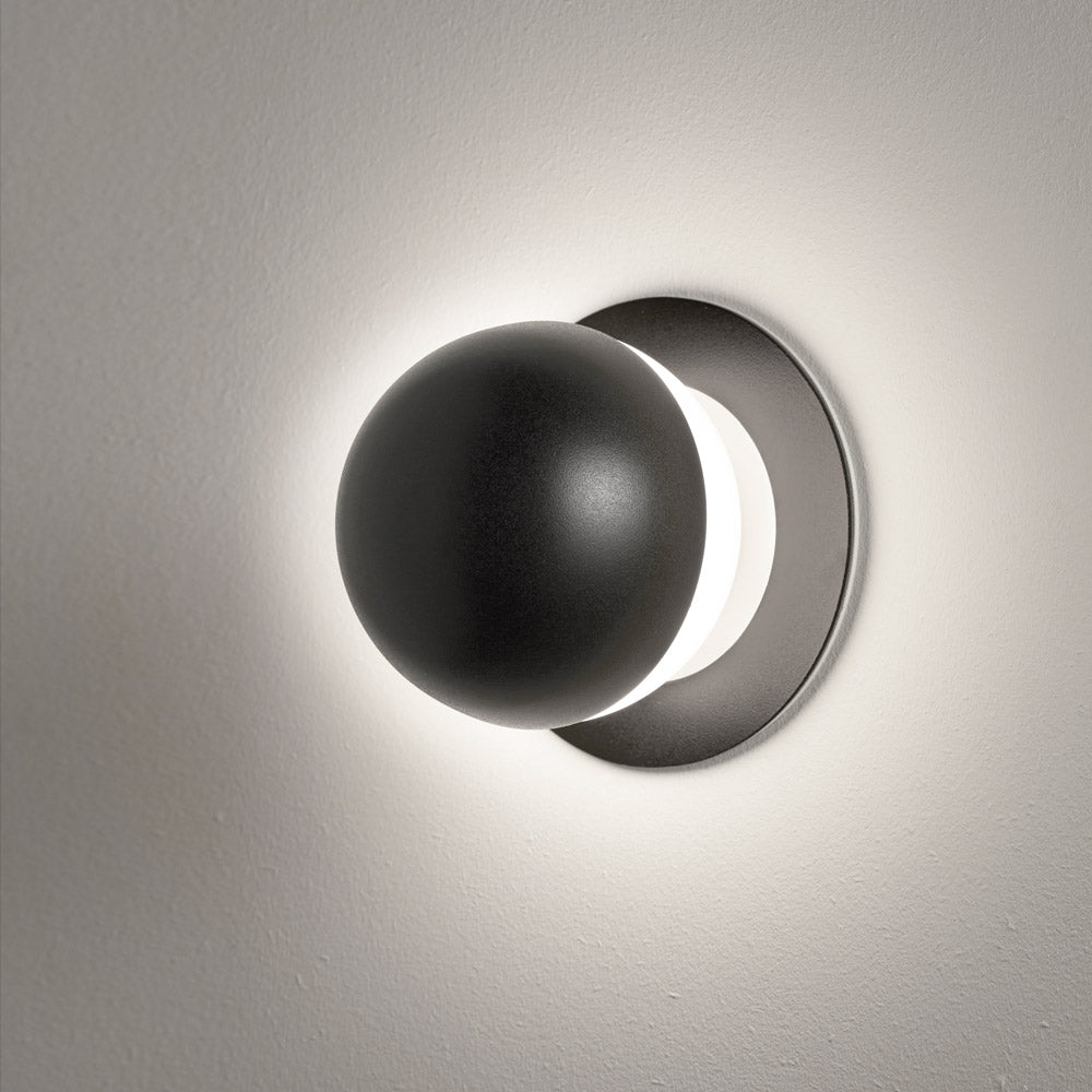 Alfi 3740AR Recessed Wall Light in Detail.