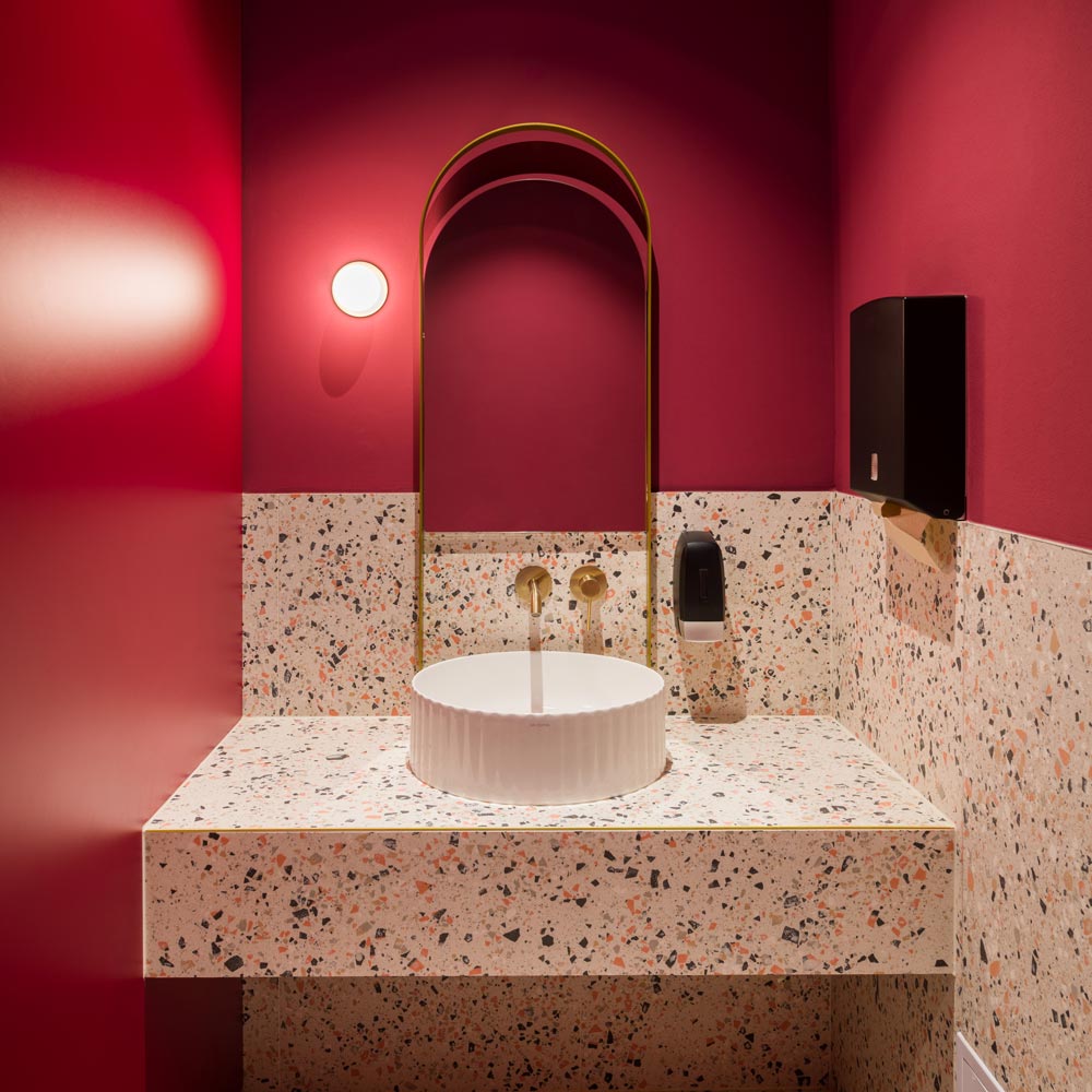 Alfi 3740AR Recessed Wall Light in bathroom.