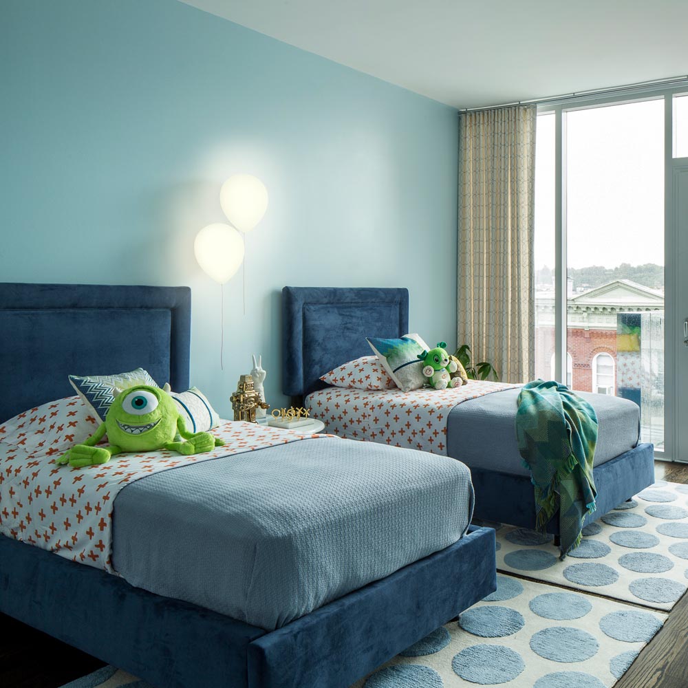 Balloon Wall Light in kids' bedroom.