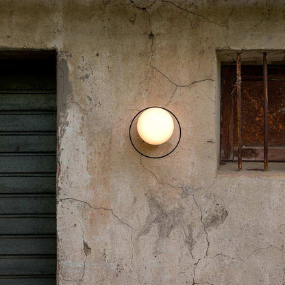 Circ 3722X Outdoor LED Wall Light in Detail.