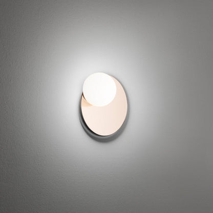 Circ LED Wall Light in Detail.