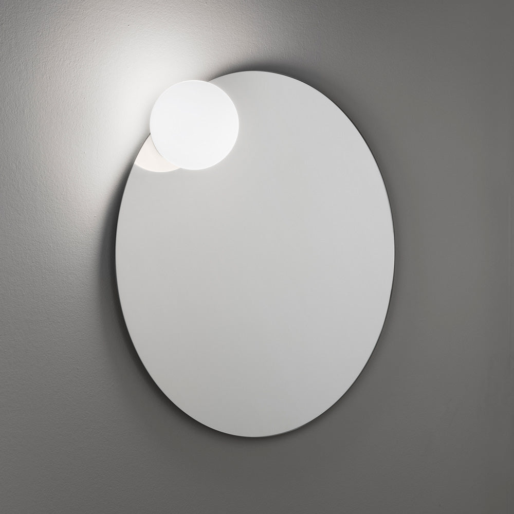 Circ LED Wall Light in Detail.