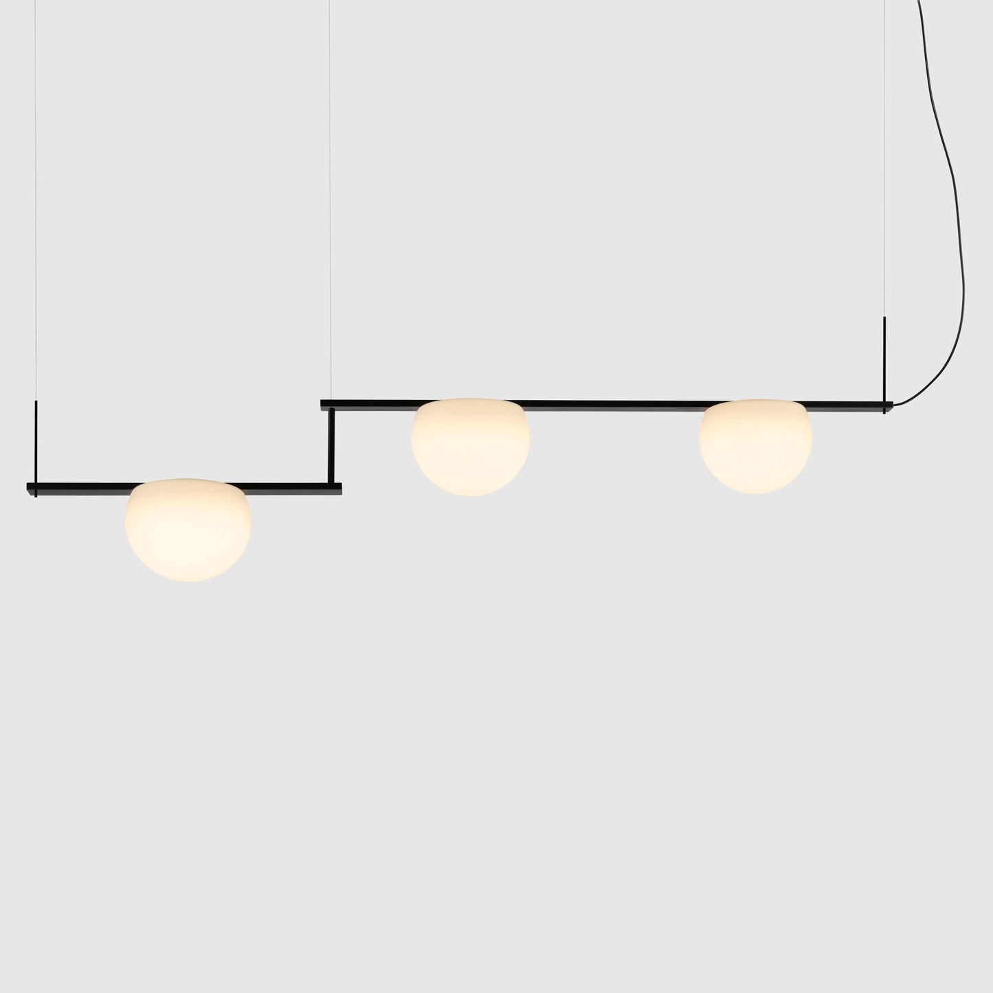 Circ Linear LED Pendant Light in Detail.