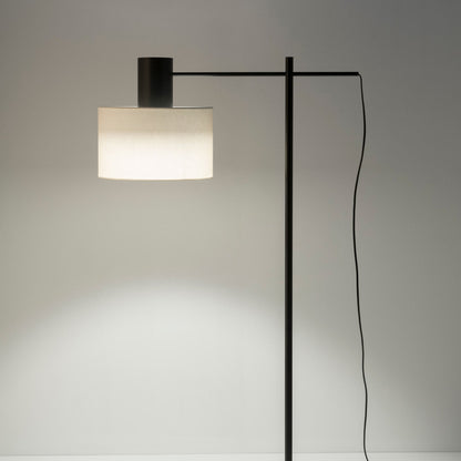 Cyls Floor Lamp in Detail.