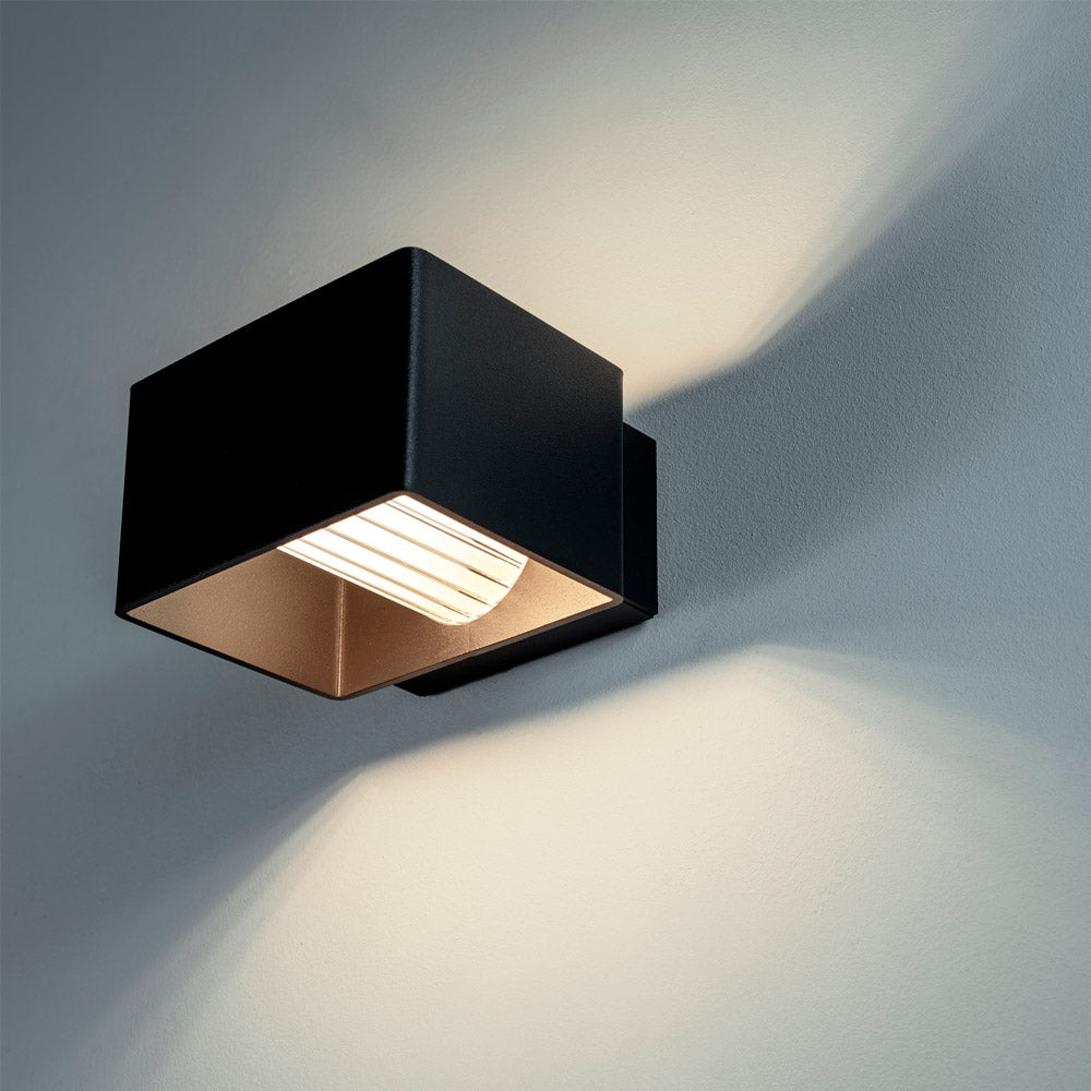 Frame LED Wall Light in Detail.