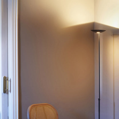 Icons Floor Lamp in Detail.