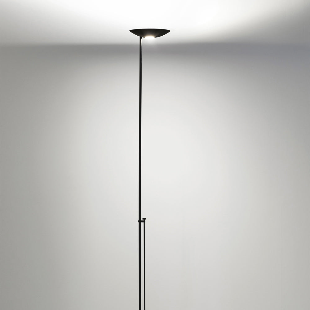 Icons Floor Lamp in Detail.