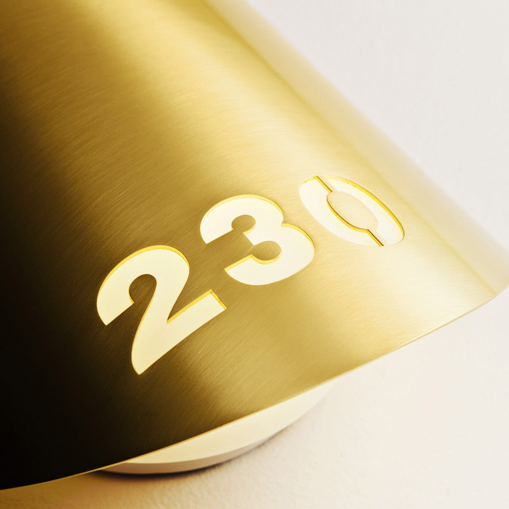 Lune LED Wall Light in Detail.