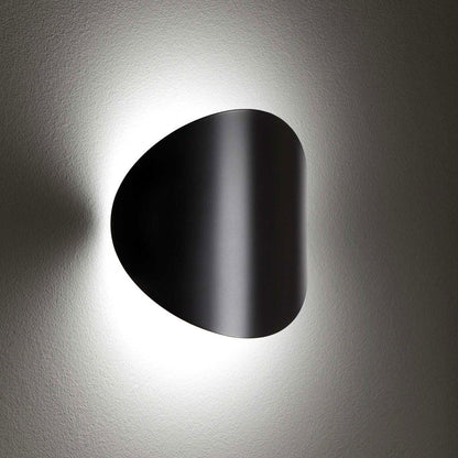 Lune Outdoor LED Wall Light in Detail.