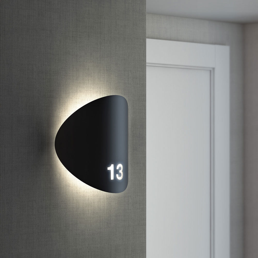 Lune Outdoor LED Wall Light in Detail.