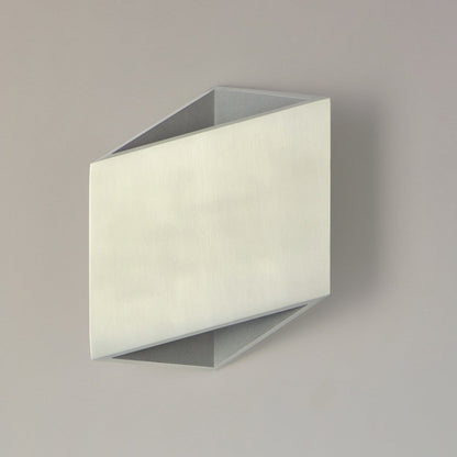 Alumilux Facet Outdoor LED Wall Light in Detail.
