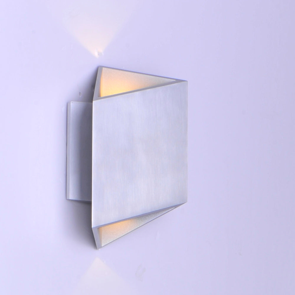 Alumilux Facet Outdoor LED Wall Light in Detail.
