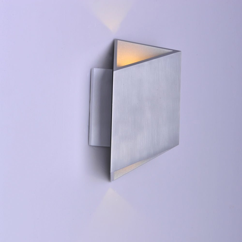Alumilux Facet Outdoor LED Wall Light in Detail.
