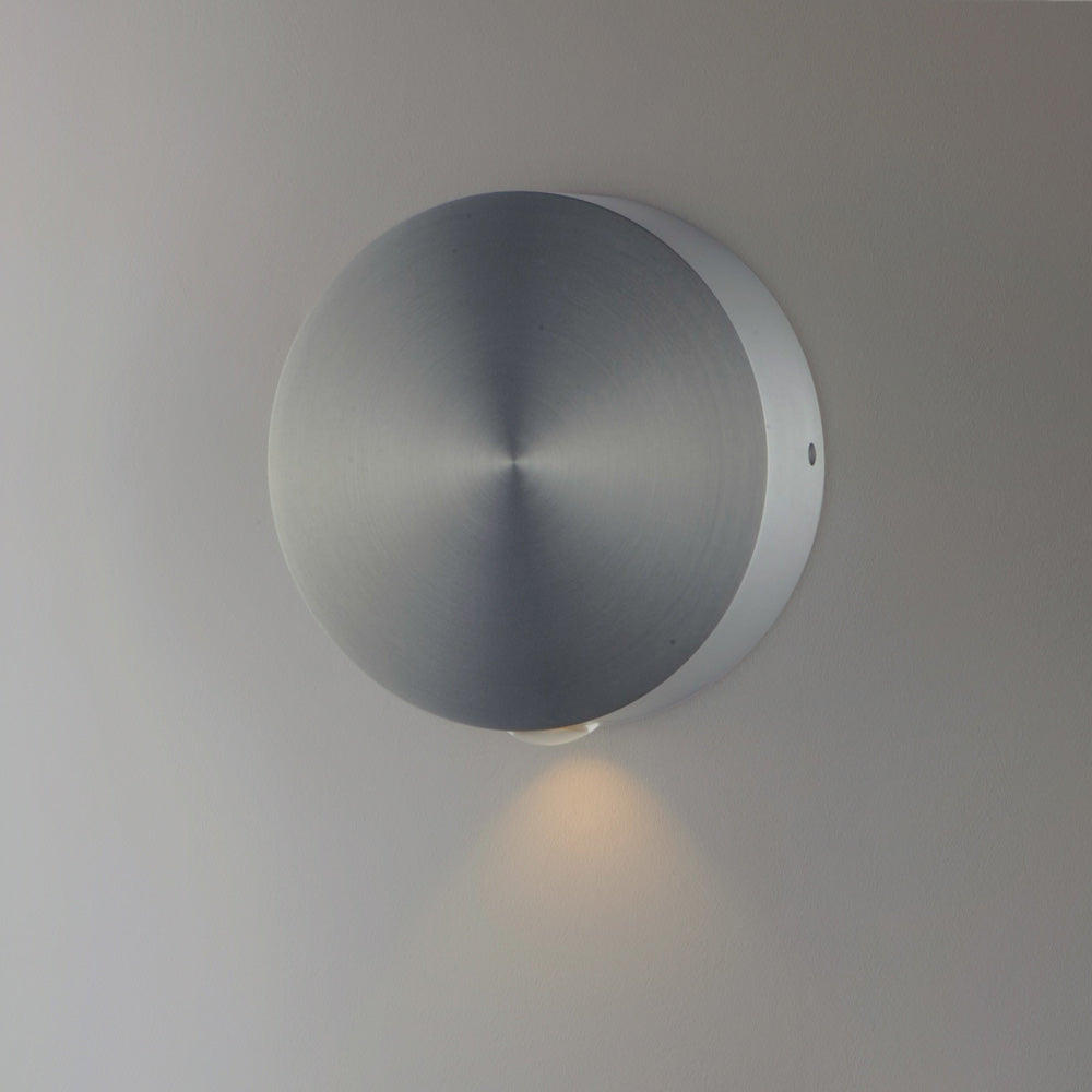 Alumilux Glint Outdoor LED Wall Light in Detail.