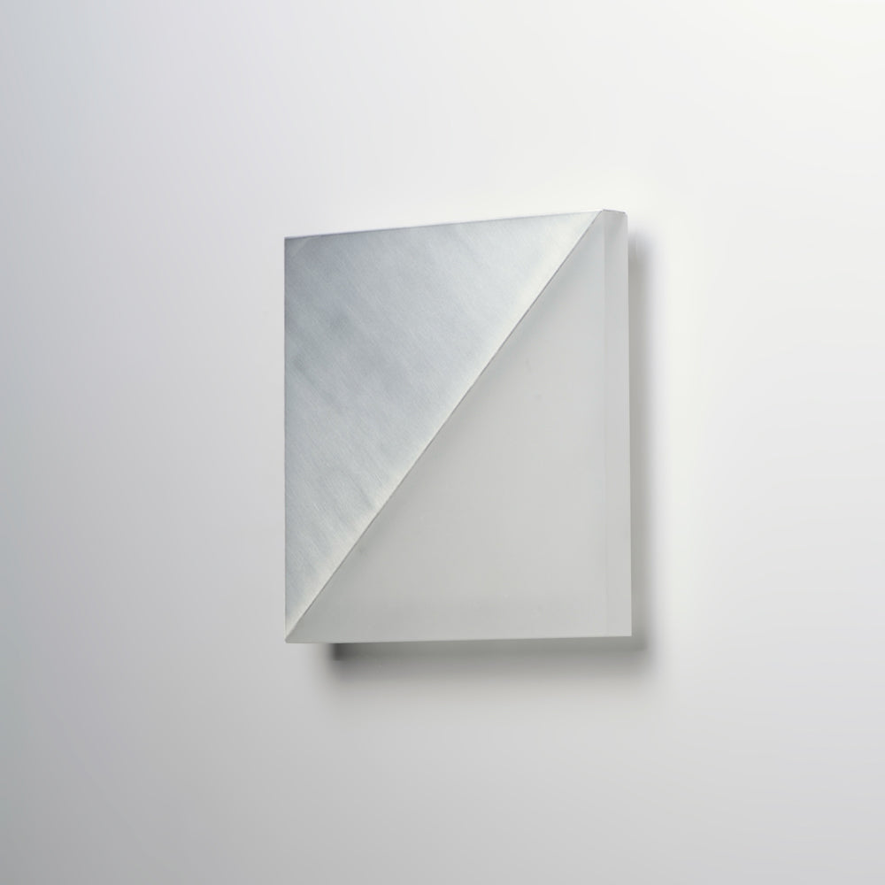 Alumilux Glow Outdoor LED Wall Light in Detail.