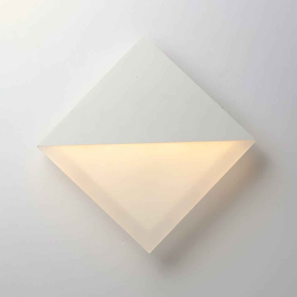 Alumilux Glow Outdoor LED Wall Light in Detail.