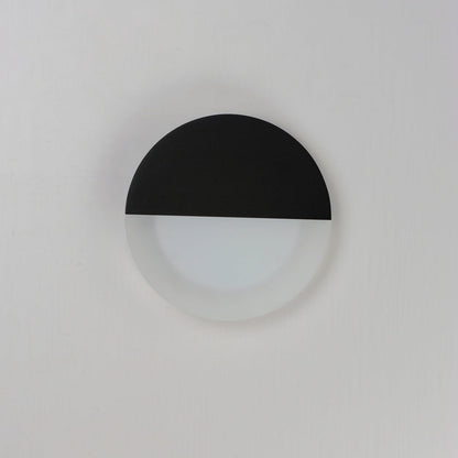 Alumilux Glow Round Outdoor LED Wall Light in Detail.
