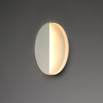 Alumilux Glow Round Outdoor LED Wall Light in Detail.
