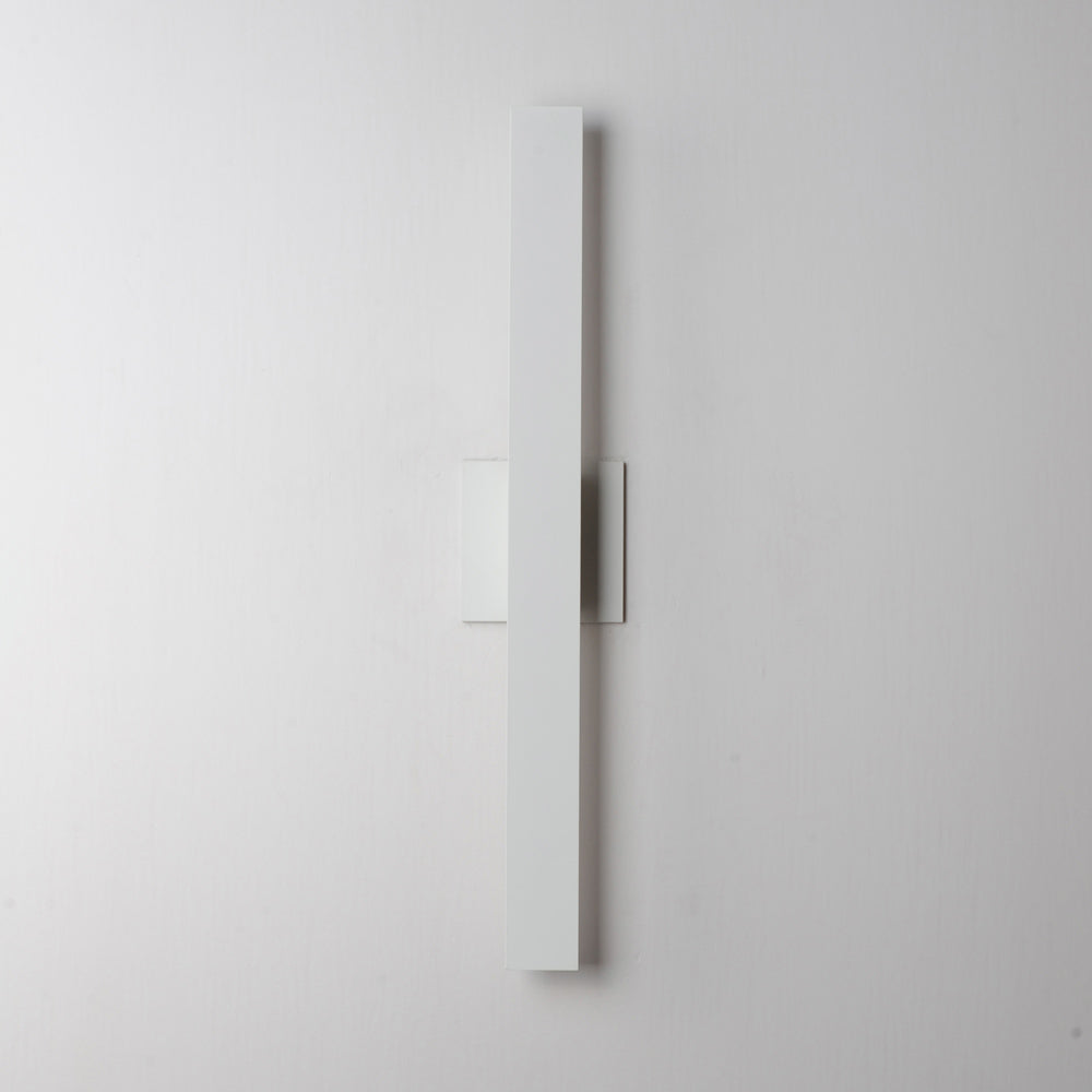 Alumilux Line Outdoor LED Wall Light in Detail.