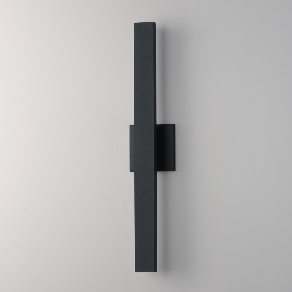 Alumilux Line Outdoor LED Wall Light in Detail.