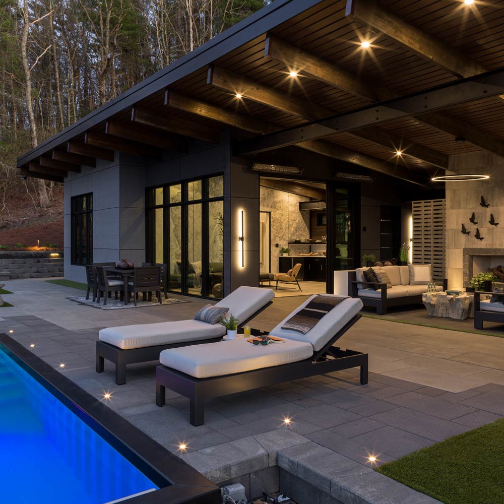Alumilux Line Outdoor LED Wall Light in Outside Area.