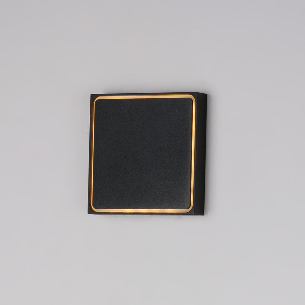 Alumilux Outline Outdoor LED Wall Light in Detail.