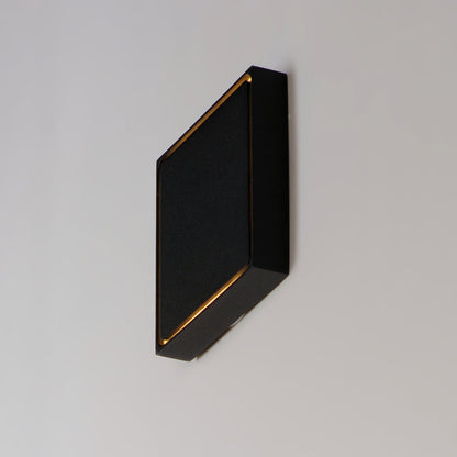 Alumilux Outline Outdoor LED Wall Light in Detail.