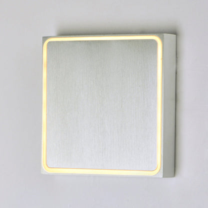 Alumilux Outline Outdoor LED Wall Light in Detail.