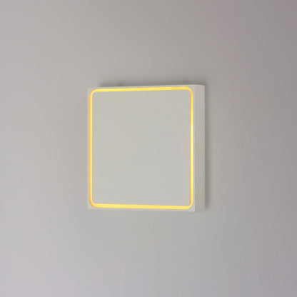 Alumilux Outline Outdoor LED Wall Light in Detail.