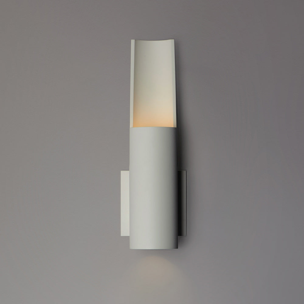 Alumilux Runway Outdoor LED Single Wall Light in Detail.
