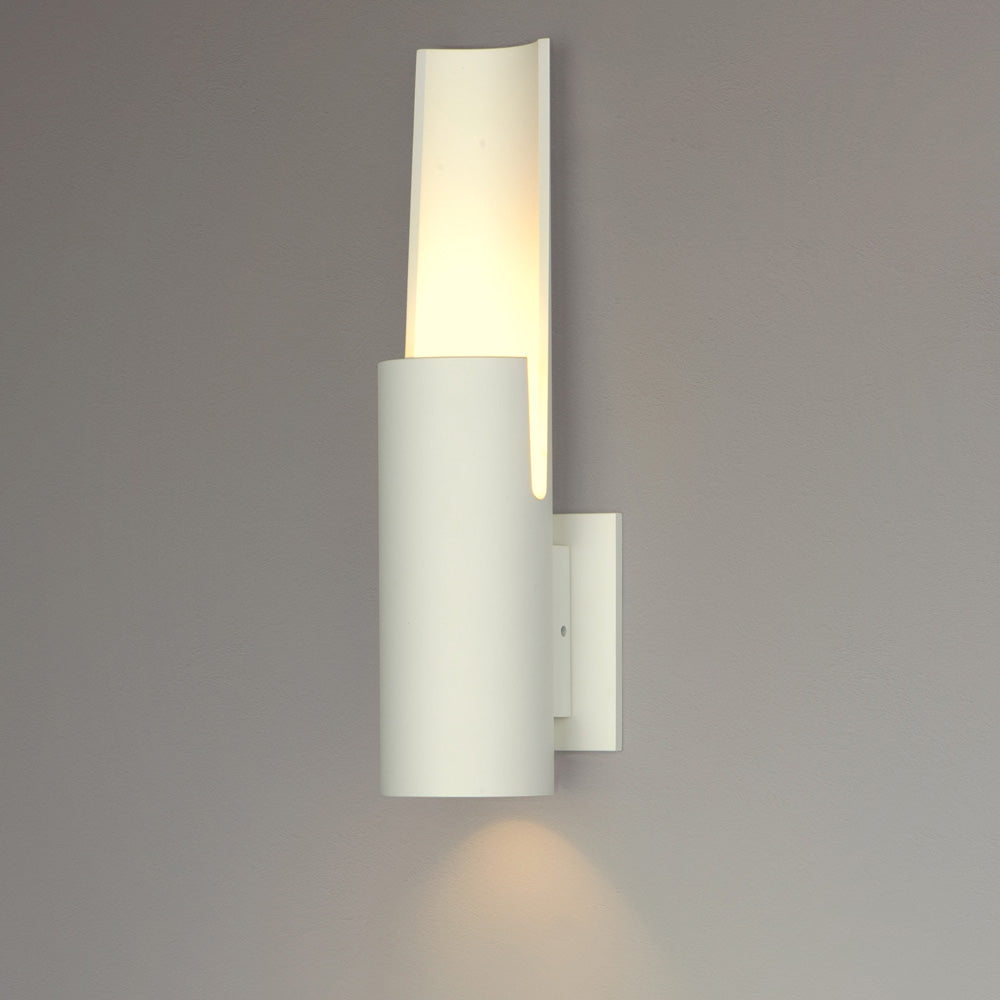 Alumilux Runway Outdoor LED Single Wall Light in Detail.