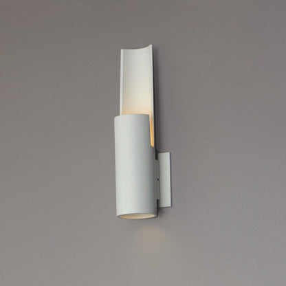 Alumilux Runway Outdoor LED Single Wall Light in Detail.