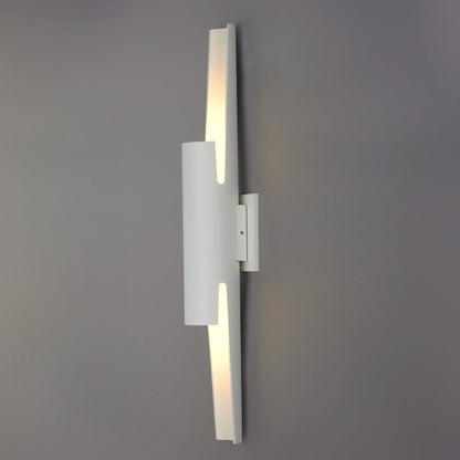 Alumilux Runway Outdoor LED Wall Light in Detail.