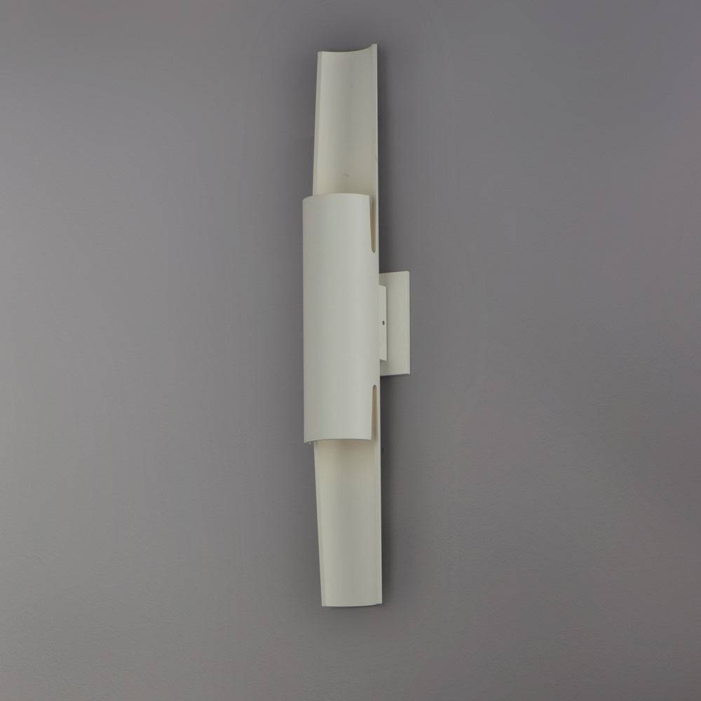 Alumilux Runway Outdoor LED Wall Light in Detail.